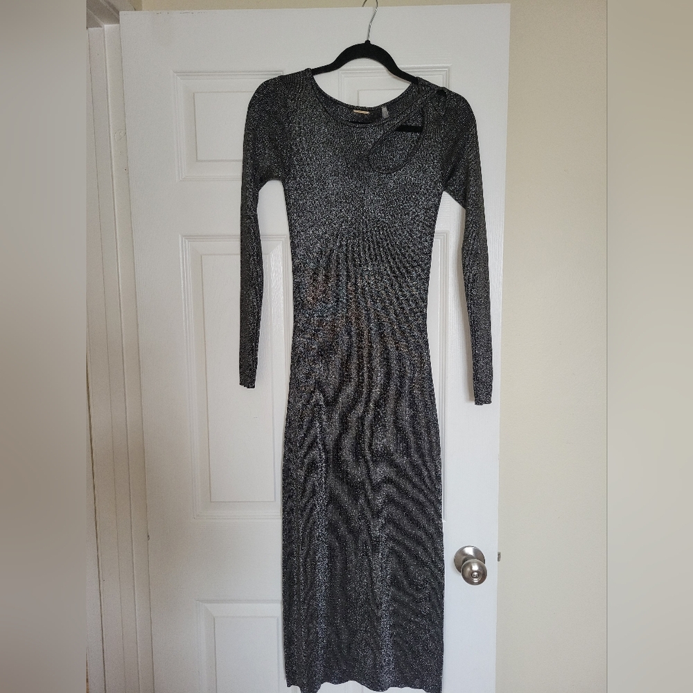 Elie Tahari Elegant Black and Silver Bodycon Dress